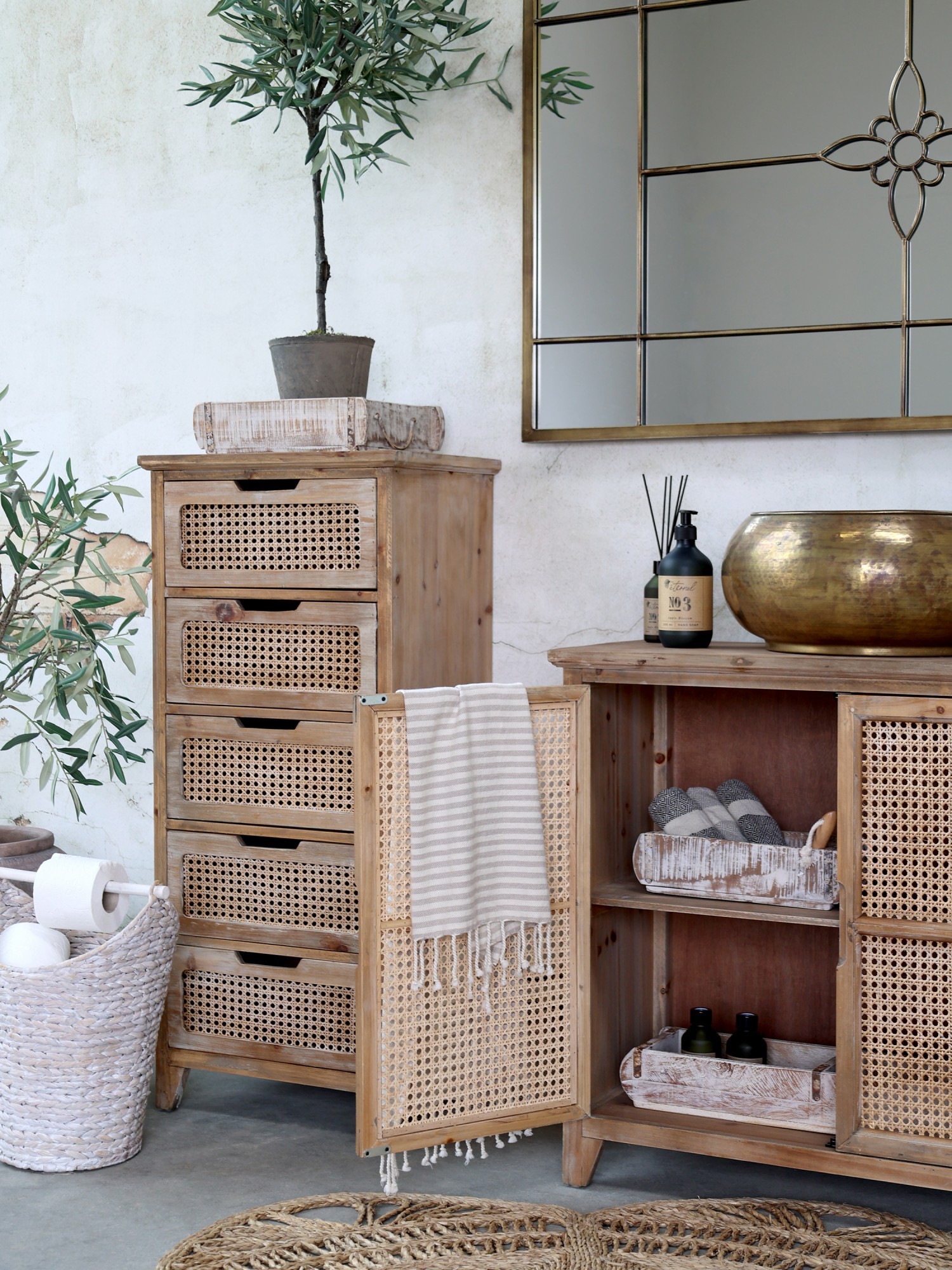 SZAFKI_STOJACE_DO_LAZIENKI_MEBLE_SZTUCZNE_DRZEWKO_OLIWKOWE_KOSZ_UCHWYT_NA_PAPIER_CHIC_ANTIQUE_POLSKA_SKLEP_DESIGNBYWOMEN